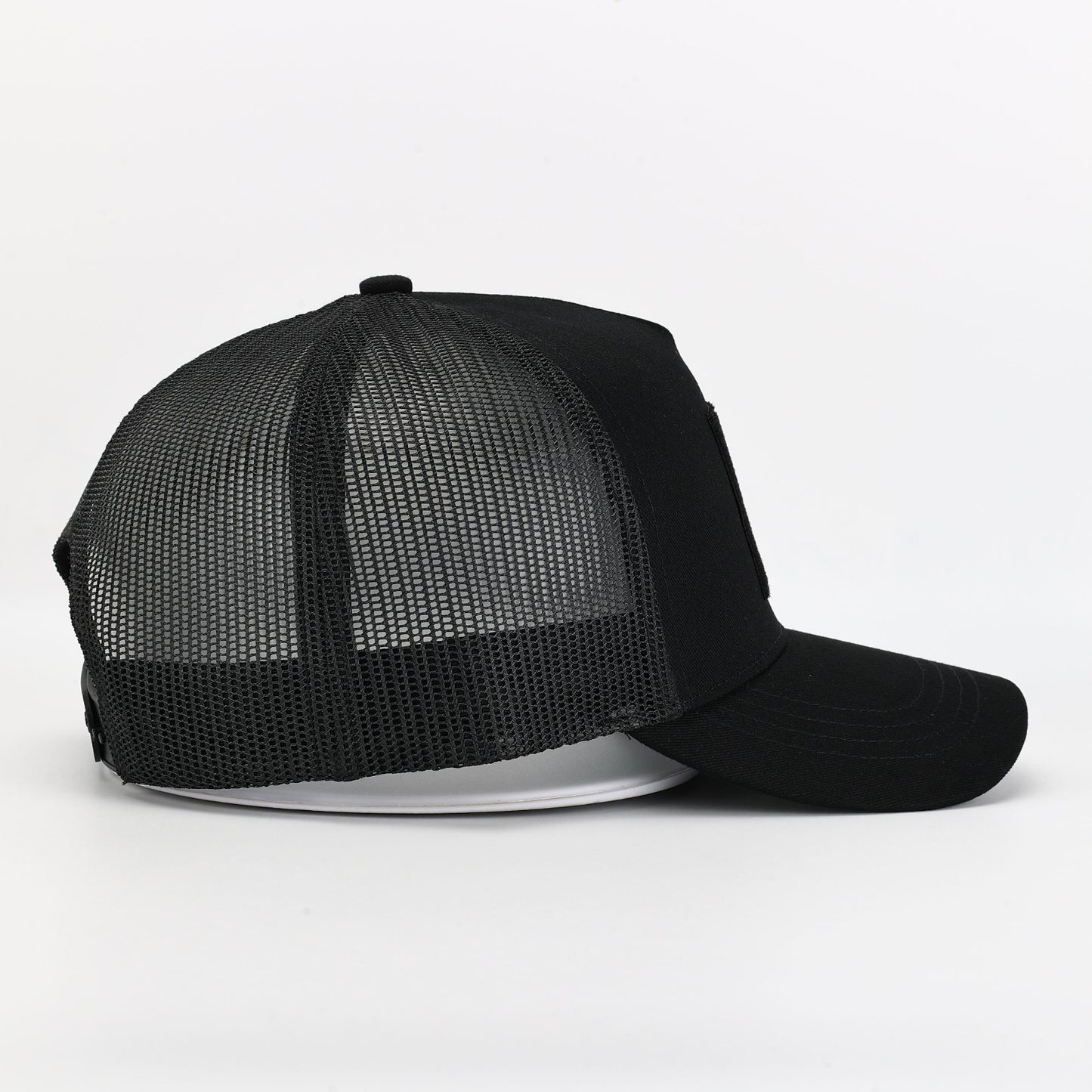 STARTER Pack Stay Wild - Casquette ZK4P noire + badge Stay Wild